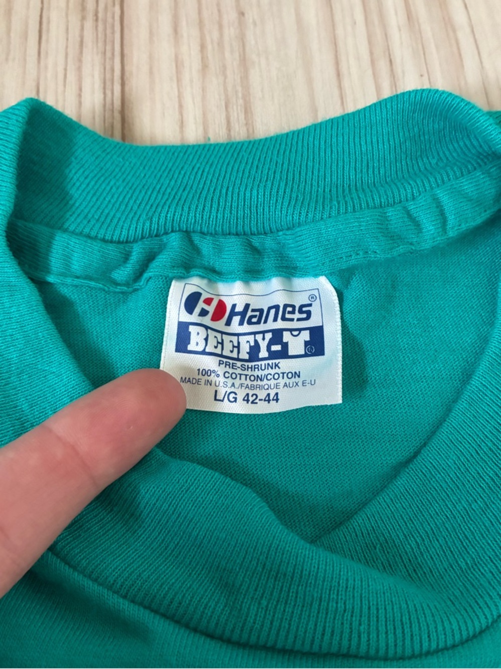 Vintage 90s Hanes Beefy White Rose Emporium Chemainus B.C. Graphic Tee - Picture 3 of 4